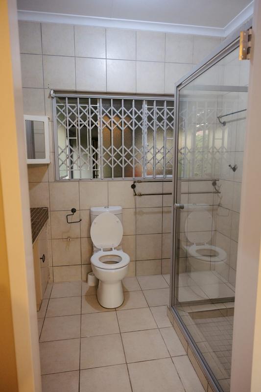 To Let 4 Bedroom Property for Rent in Lynnwood Glen Gauteng