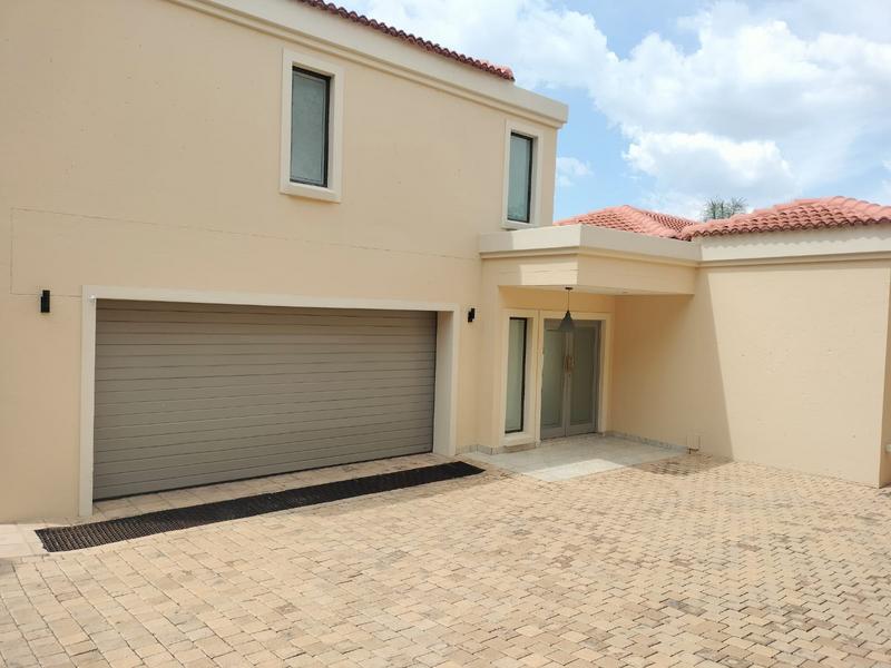 4 Bedroom Property for Sale in Waterkloof Ridge Gauteng