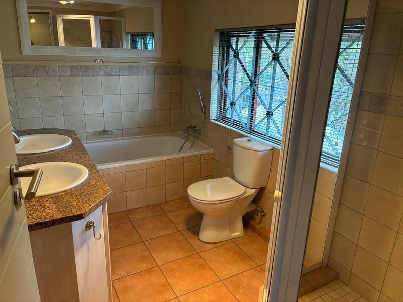 To Let 4 Bedroom Property for Rent in Waterkloof Ridge Gauteng