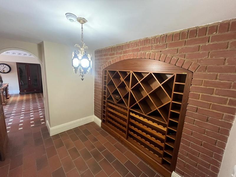 To Let 5 Bedroom Property for Rent in Waterkloof Ridge Gauteng