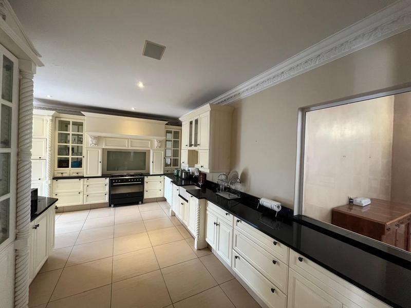 To Let 5 Bedroom Property for Rent in Waterkloof Ridge Gauteng