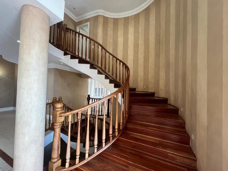 To Let 5 Bedroom Property for Rent in Waterkloof Ridge Gauteng