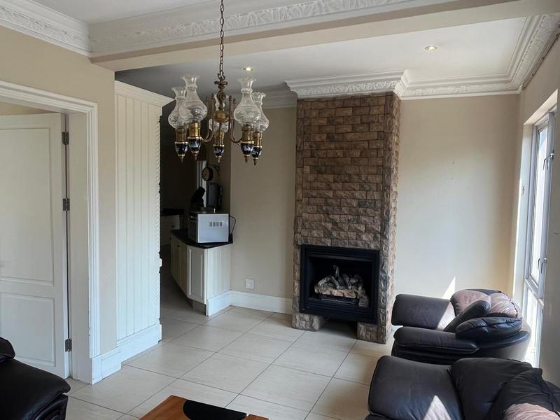 To Let 5 Bedroom Property for Rent in Waterkloof Ridge Gauteng