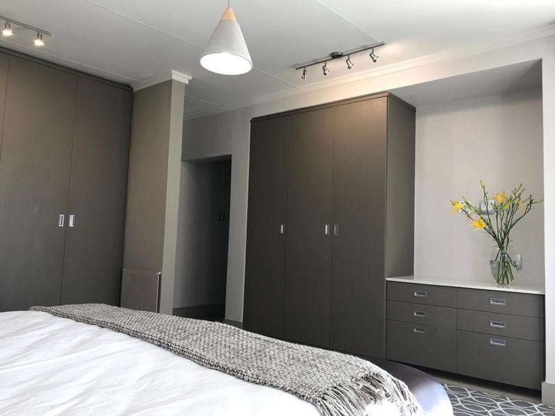 To Let 7 Bedroom Property for Rent in Waterkloof Ridge Gauteng