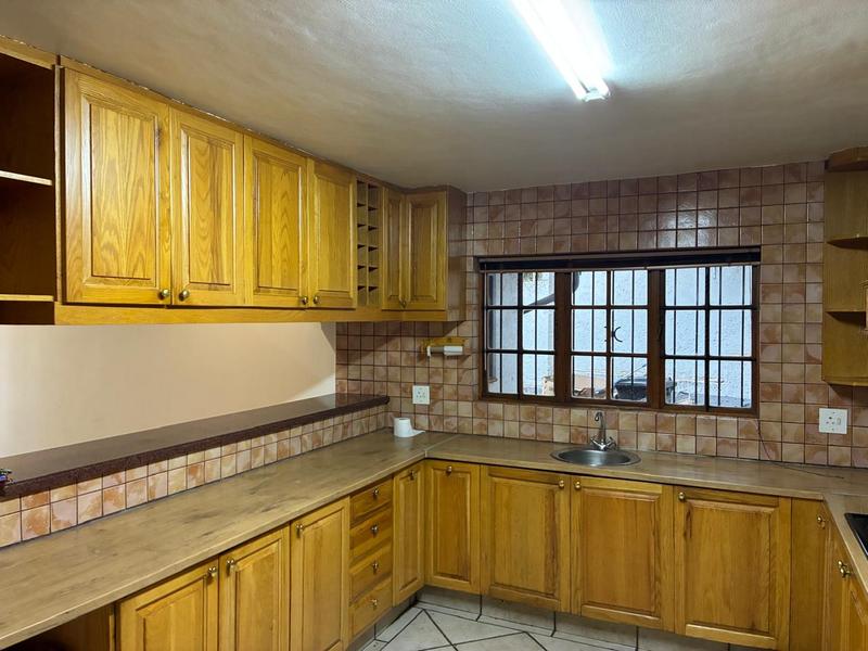 3 Bedroom Property for Sale in Groenkloof Gauteng