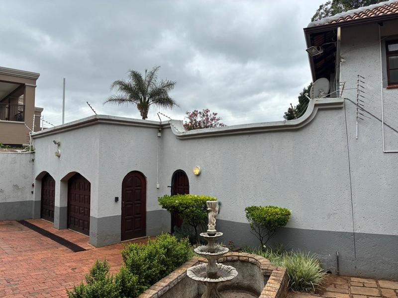 3 Bedroom Property for Sale in Groenkloof Gauteng