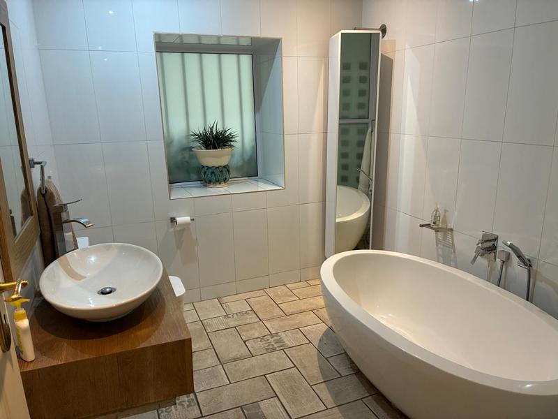 5 Bedroom Property for Sale in Waterkloof A H Gauteng