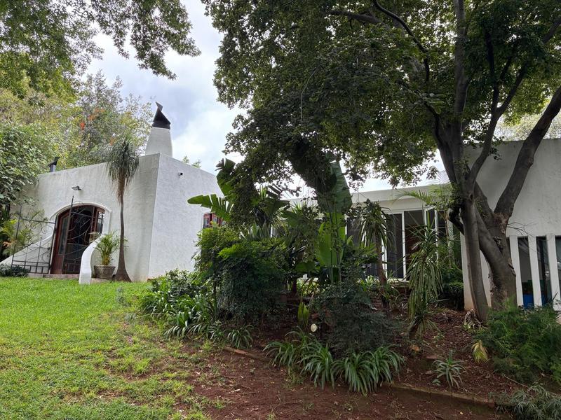 5 Bedroom Property for Sale in Waterkloof A H Gauteng