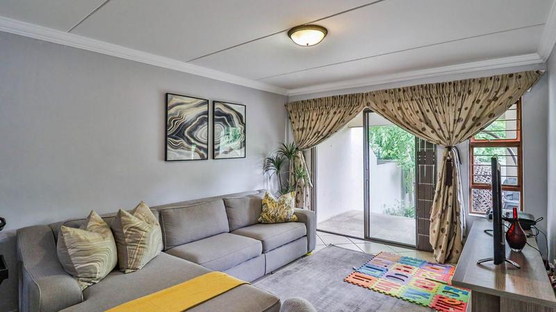 To Let 2 Bedroom Property for Rent in Paulshof Gauteng