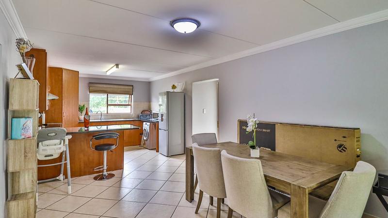 To Let 2 Bedroom Property for Rent in Paulshof Gauteng