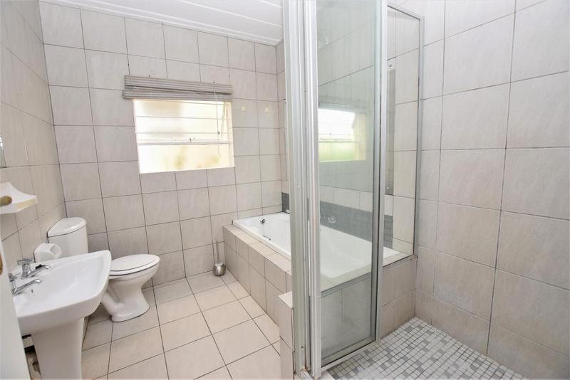 1 Bedroom Property for Sale in Rivonia Gauteng