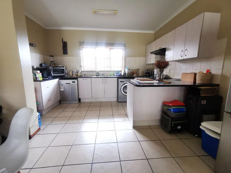 2 Bedroom Property for Sale in Carlswald Gauteng