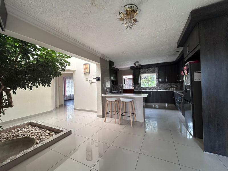 3 Bedroom Property for Sale in Noordwyk Gauteng