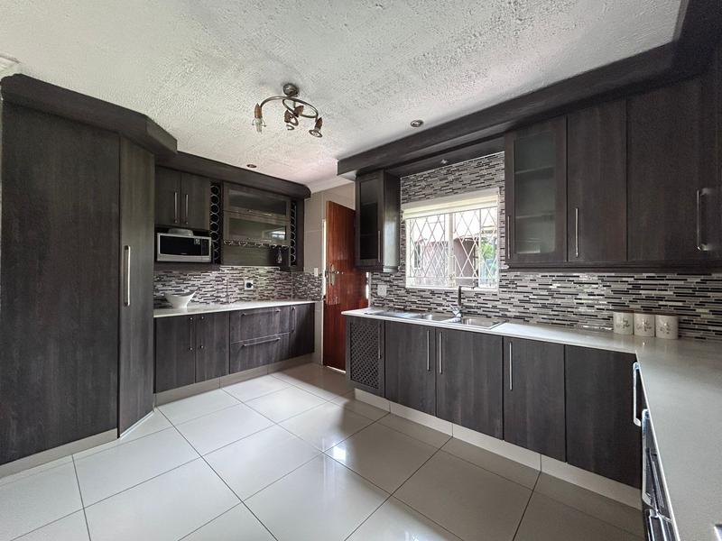 3 Bedroom Property for Sale in Noordwyk Gauteng