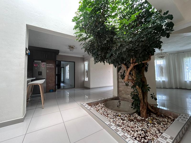 3 Bedroom Property for Sale in Noordwyk Gauteng