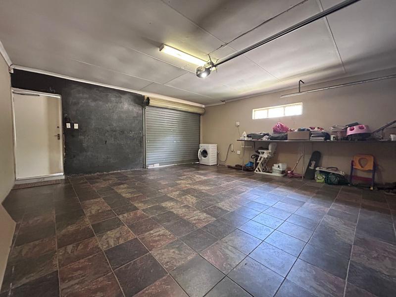 3 Bedroom Property for Sale in Noordwyk Gauteng