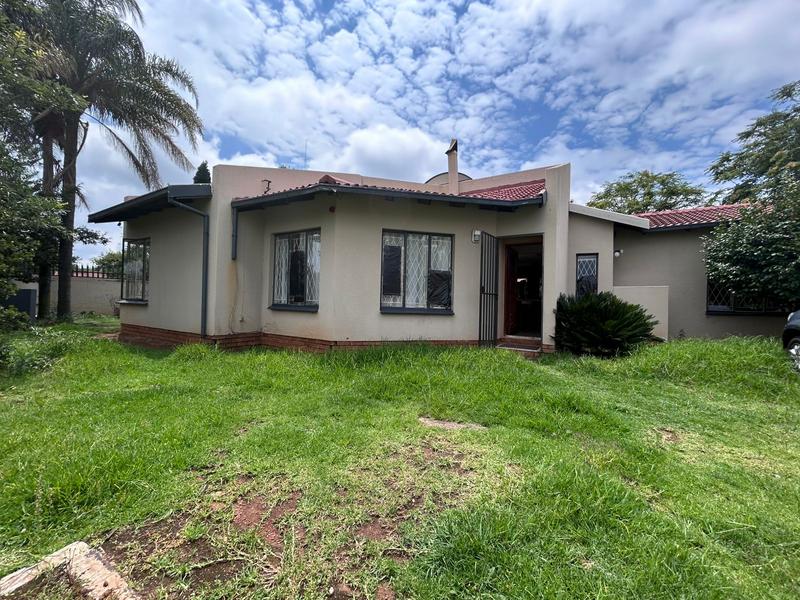 3 Bedroom Property for Sale in Noordwyk Gauteng