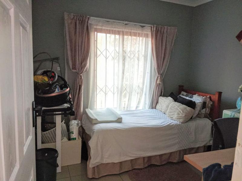 2 Bedroom Property for Sale in Vorna Valley Gauteng