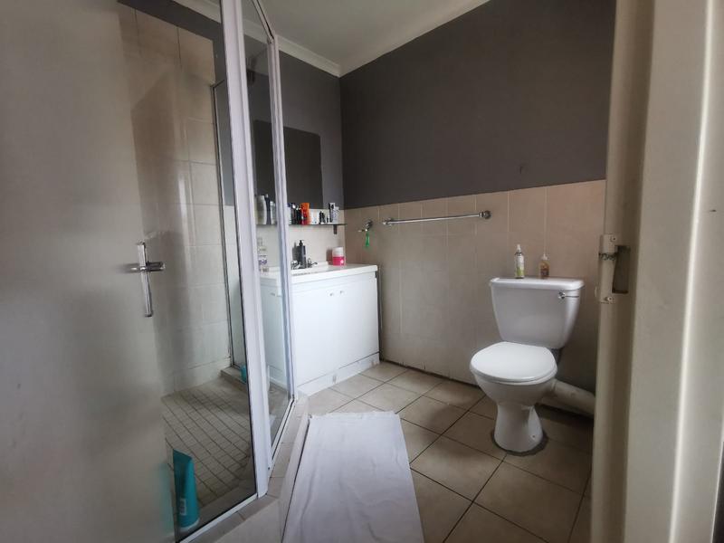 2 Bedroom Property for Sale in Vorna Valley Gauteng