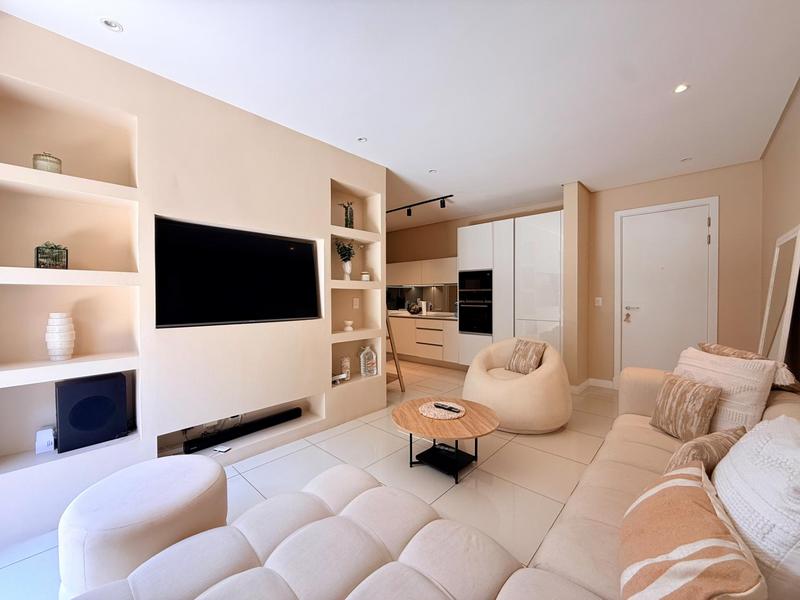 To Let 2 Bedroom Property for Rent in Houghton Estate Gauteng