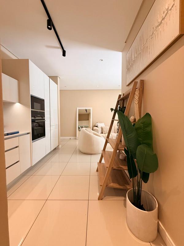 To Let 2 Bedroom Property for Rent in Houghton Estate Gauteng