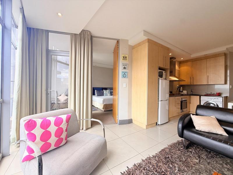 To Let 1 Bedroom Property for Rent in Sandown Gauteng