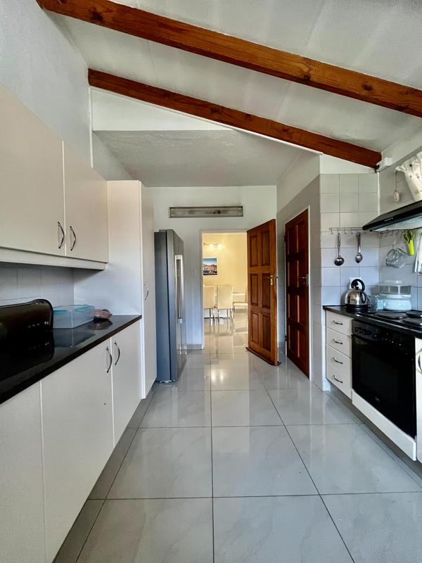 To Let 5 Bedroom Property for Rent in Woodmead Gauteng