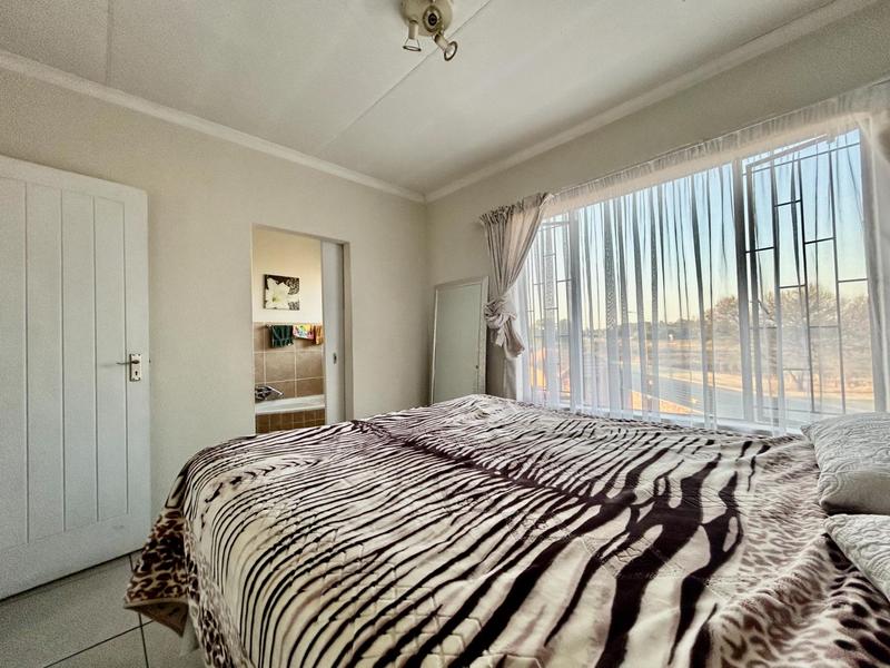 3 Bedroom Property for Sale in Edleen Gauteng