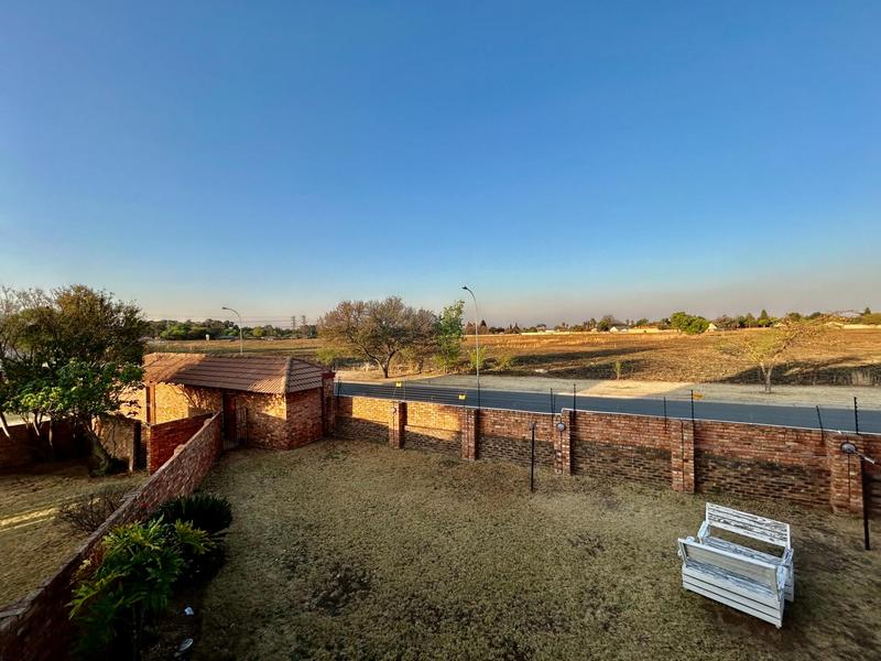 3 Bedroom Property for Sale in Edleen Gauteng