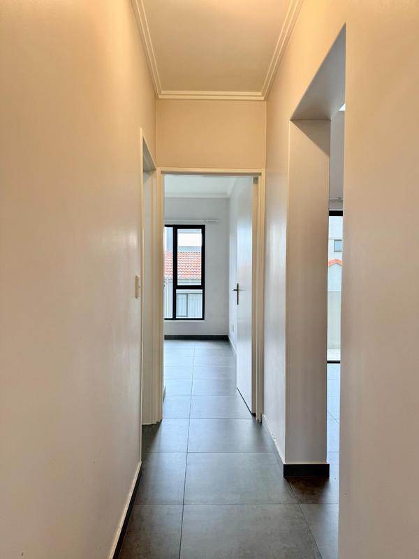 2 Bedroom Property for Sale in Bryanston Gauteng