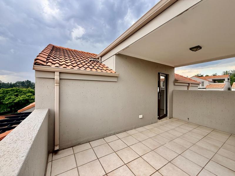 2 Bedroom Property for Sale in Bryanston Gauteng