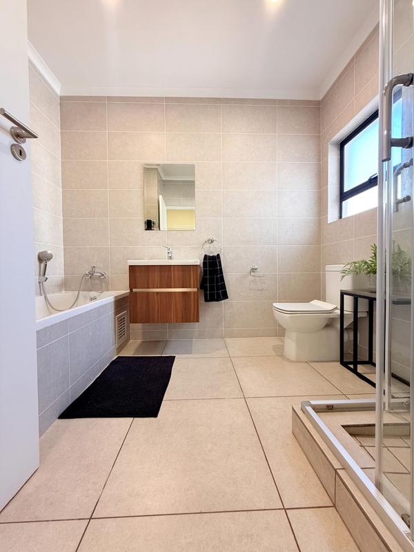 3 Bedroom Property for Sale in Sunninghill Gauteng