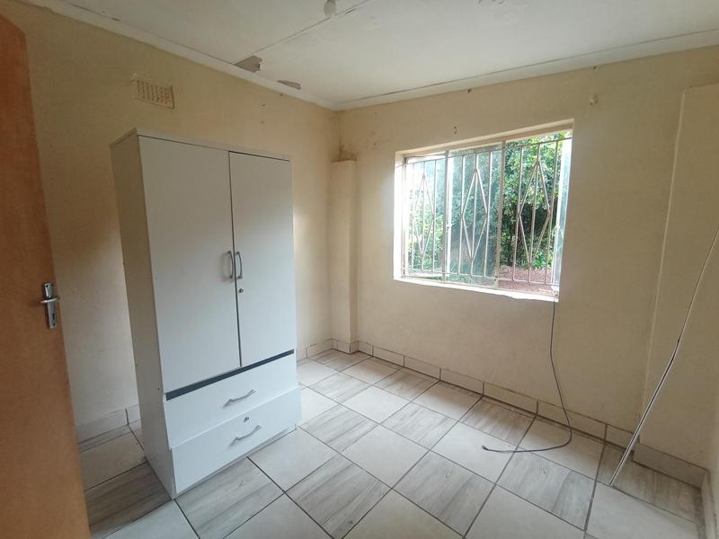 To Let 1 Bedroom Property for Rent in Discovery Gauteng