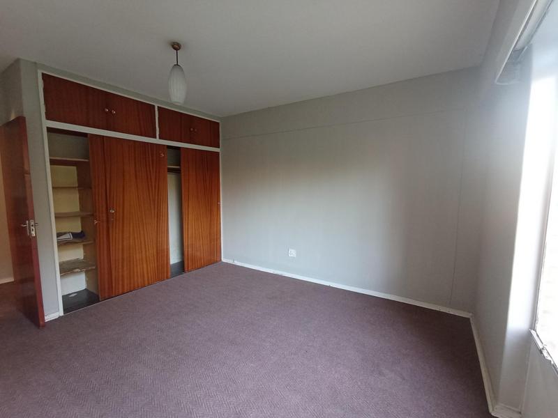 To Let 1 Bedroom Property for Rent in Florida Lake Gauteng