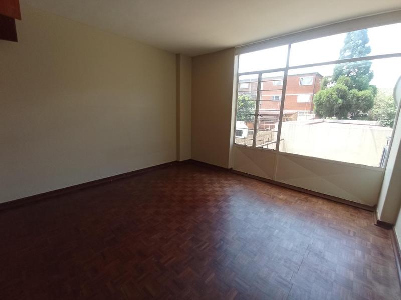 To Let 2 Bedroom Property for Rent in Florida Lake Gauteng