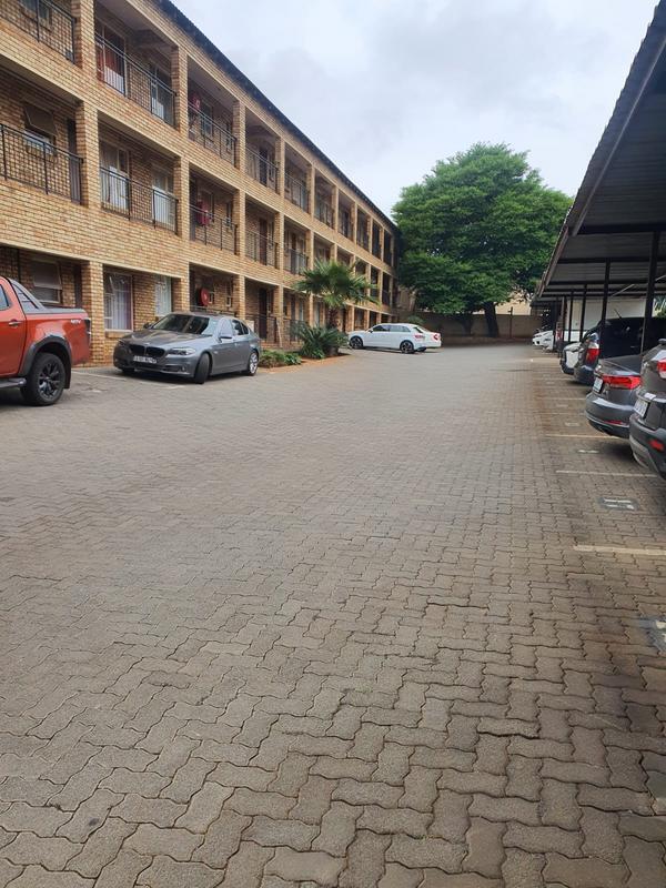 2 Bedroom Property for Sale in Florida Gauteng