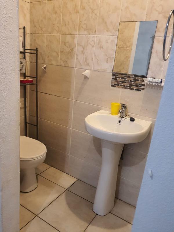 2 Bedroom Property for Sale in Florida Gauteng