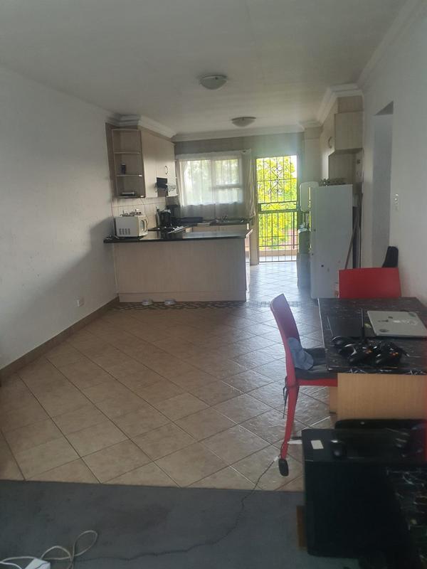 2 Bedroom Property for Sale in Florida Park Gauteng