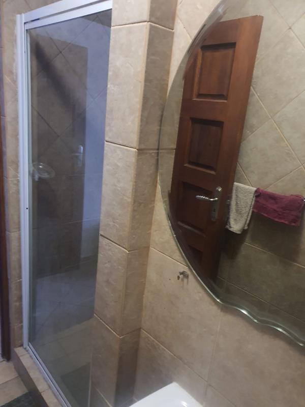 2 Bedroom Property for Sale in Florida Park Gauteng