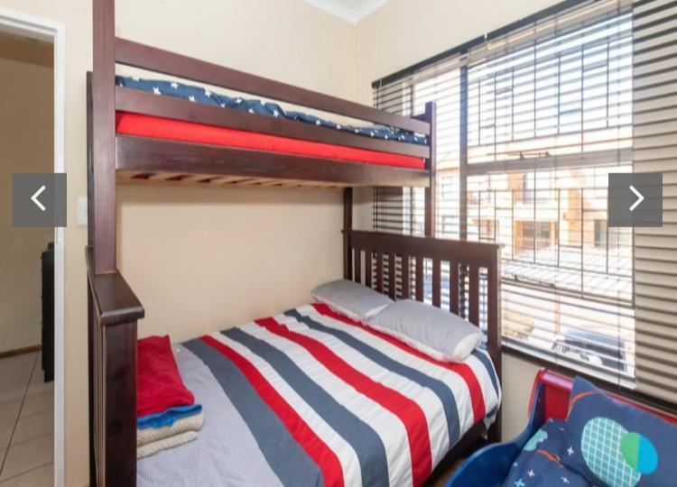 2 Bedroom Property for Sale in Little Falls Gauteng