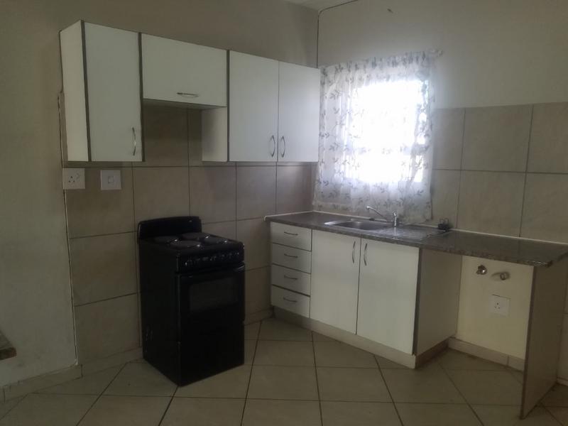 2 Bedroom Property for Sale in Witpoortjie Gauteng
