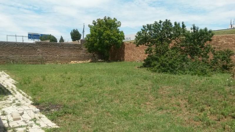 2 Bedroom Property for Sale in Mondeor Gauteng