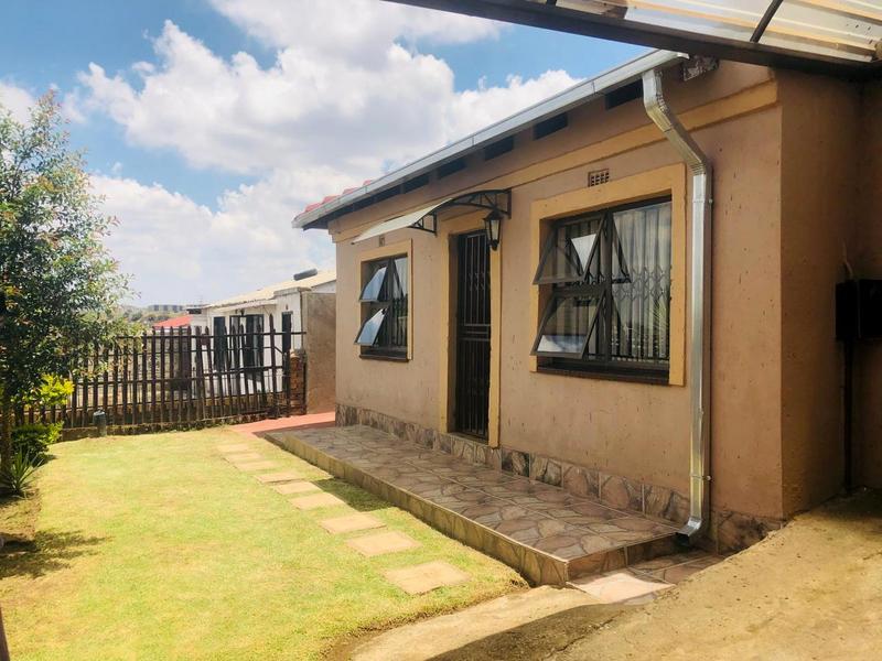 1 Bedroom Property for Sale in Zondi Gauteng