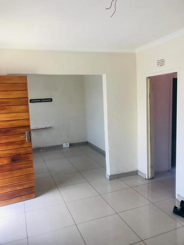 1 Bedroom Property for Sale in Zondi Gauteng