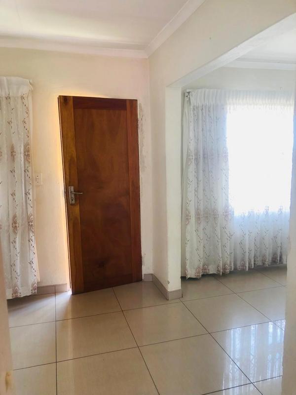 1 Bedroom Property for Sale in Zondi Gauteng