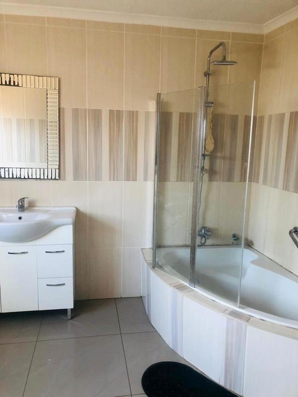 1 Bedroom Property for Sale in Zondi Gauteng