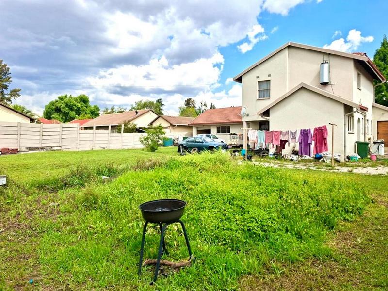 4 Bedroom Property for Sale in Brackendowns Gauteng