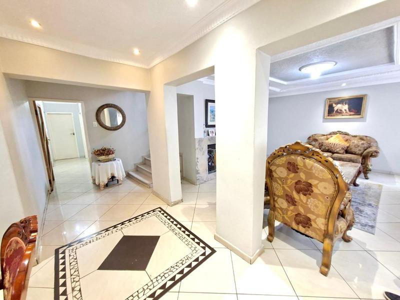 4 Bedroom Property for Sale in Brackendowns Gauteng