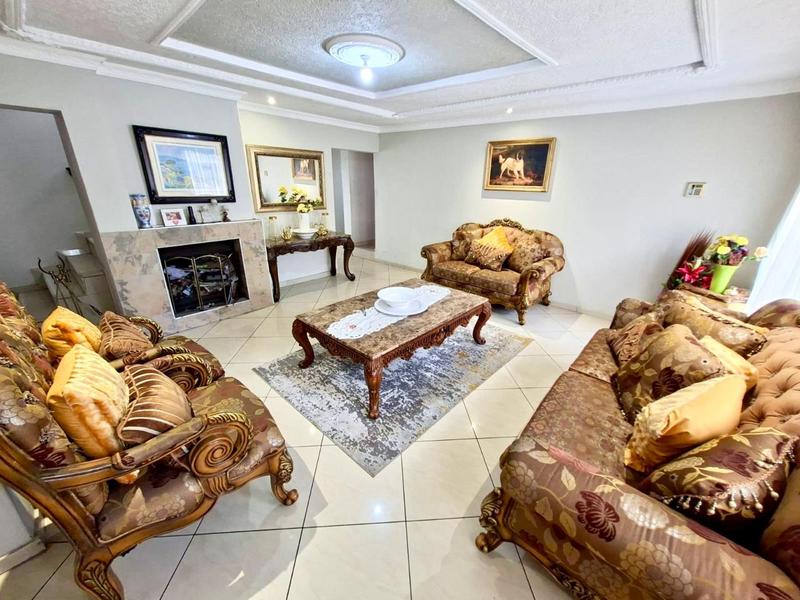 4 Bedroom Property for Sale in Brackendowns Gauteng