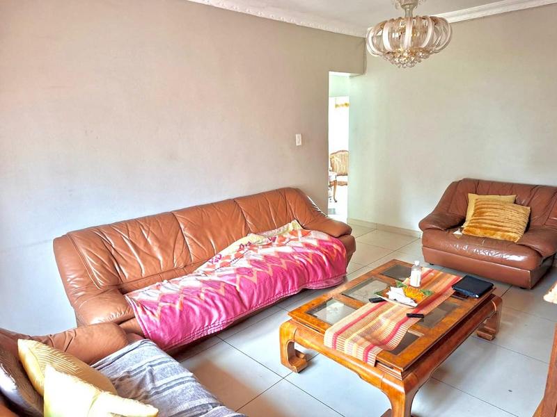 4 Bedroom Property for Sale in Brackendowns Gauteng